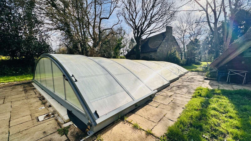 Maison à LOGONNA-DAOULAS