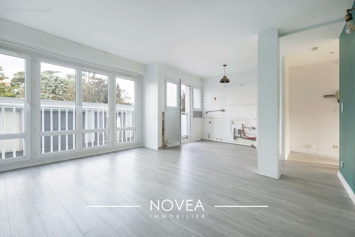 Appartement à TASSIN-LA-DEMI-LUNE