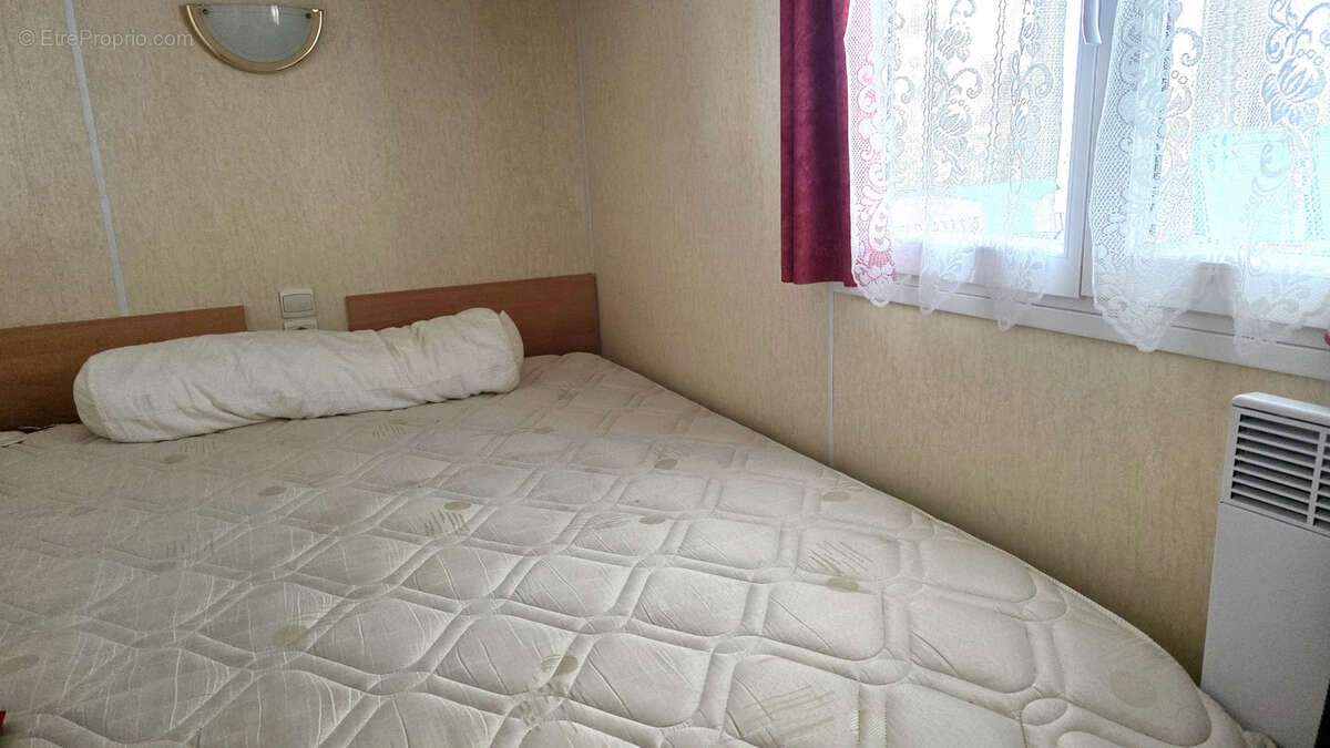 Terrain à SAINT-DENIS-D'OLERON