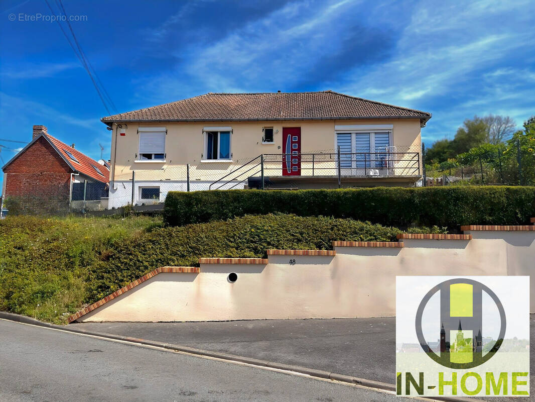 Maison à FIGNIERES