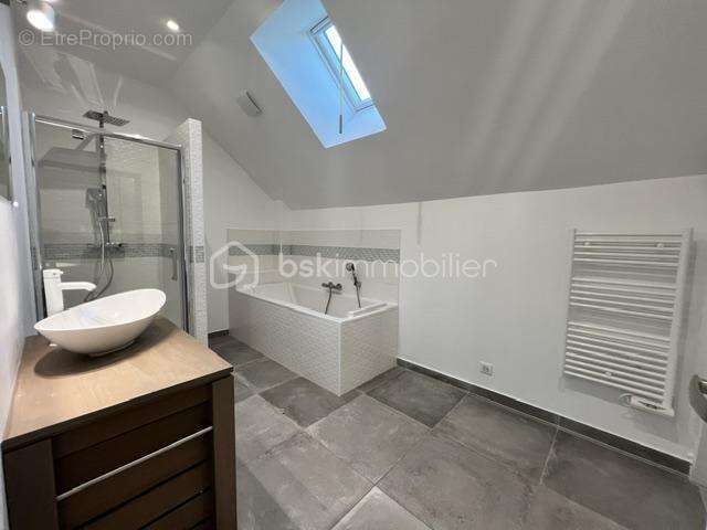 Magnifique longère-briarde en L, offrant 153m2 de charme/volume et robustesse + terrasse privative = vrai coup de coeur  !!! - photo 15