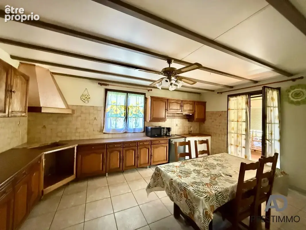 Maison 9 pièces 335 m² à vendre à Furiani (20600) - photo 2