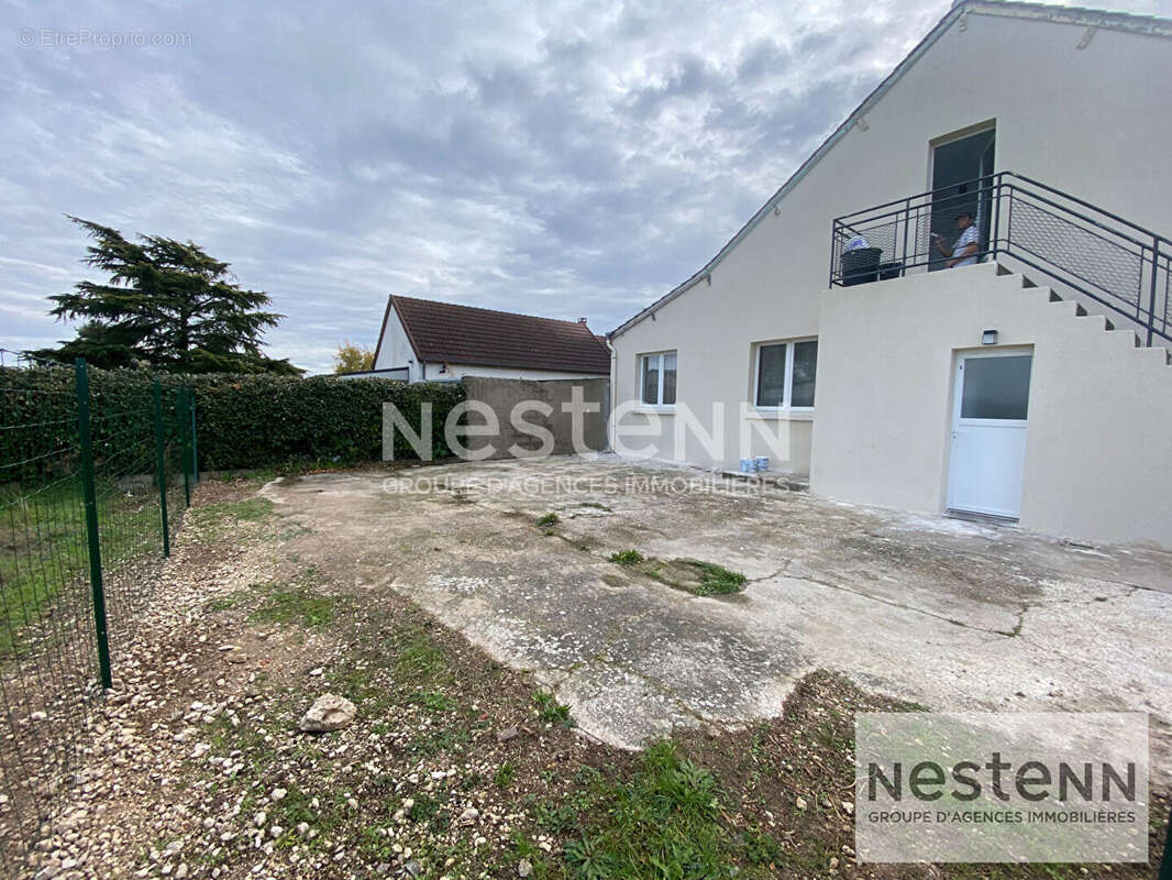 Investissement locatif / Maison rénovée divisée en 3 appartements loués / Huisseau-sur-Cosson - photo 13