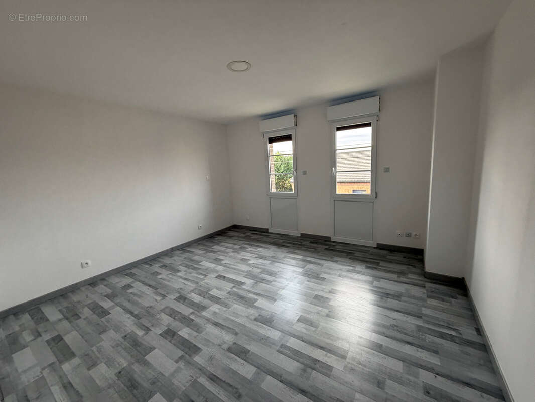 Maison à PETITE-FORET