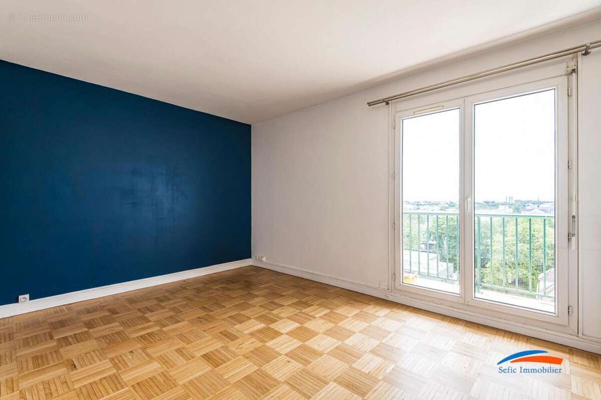   - Appartement à REIMS