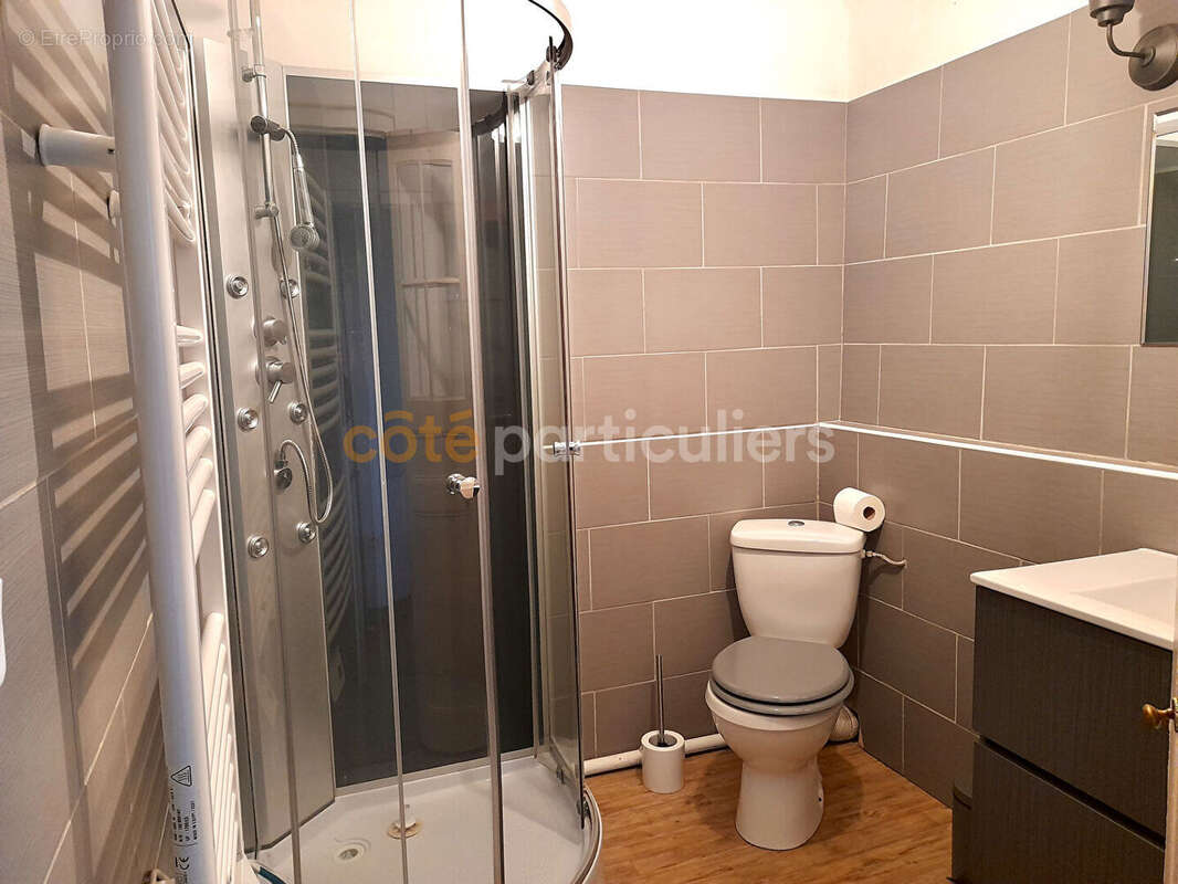 Ensemble immobilier de 3 maisons et possibilité de 2 de plus - Heugueville-sur-Sienne - photo 13