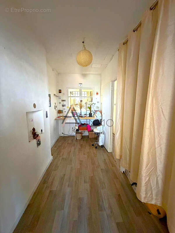 Appartement 2/3 pièces - 64,27 m2- Marseille 8ème - 265 000 € * - photo 5