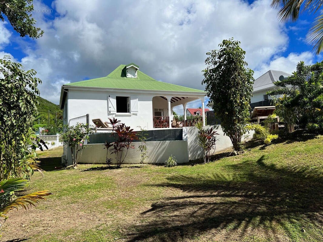 Maison à CAPESTERRE-DE-MARIE-GALANTE