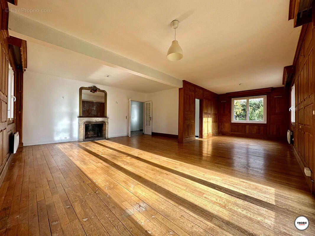 Maison à MAREIL-SUR-MAULDRE