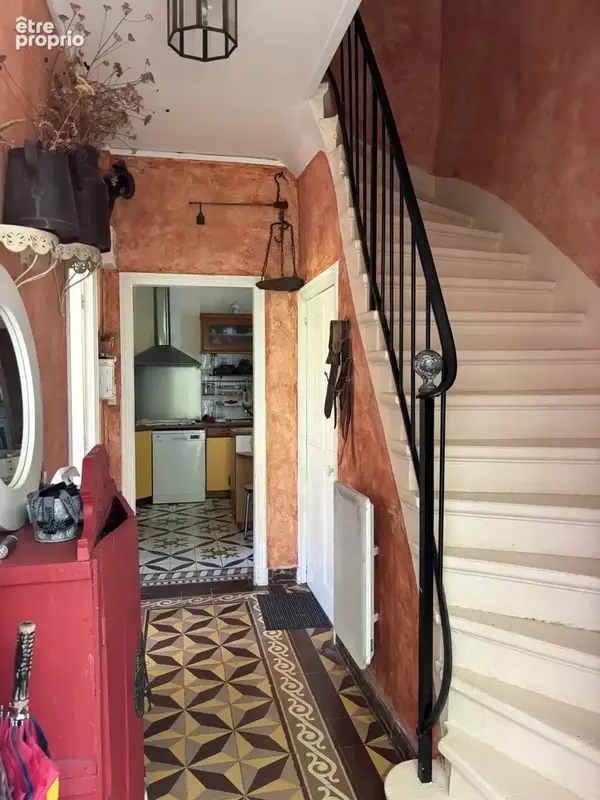 Belle demeure sur 2 248m² de jardin constructible - photo 5