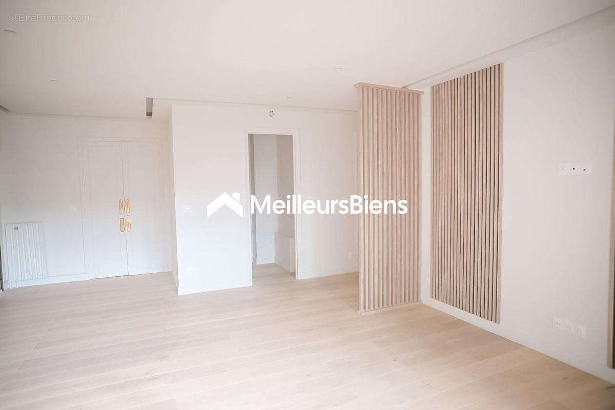 Appartement à PARIS-13E