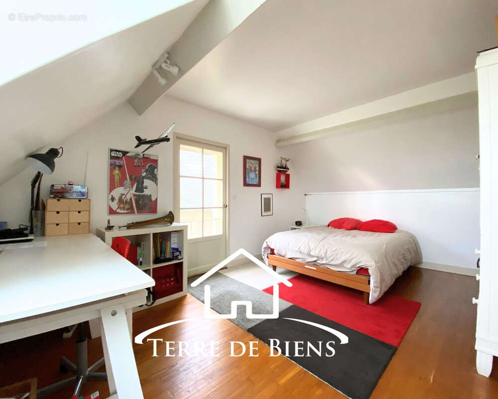 Maison à CUISY-EN-ALMONT