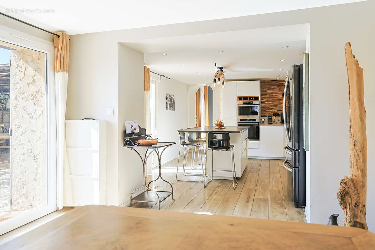 Maison à CARQUEIRANNE