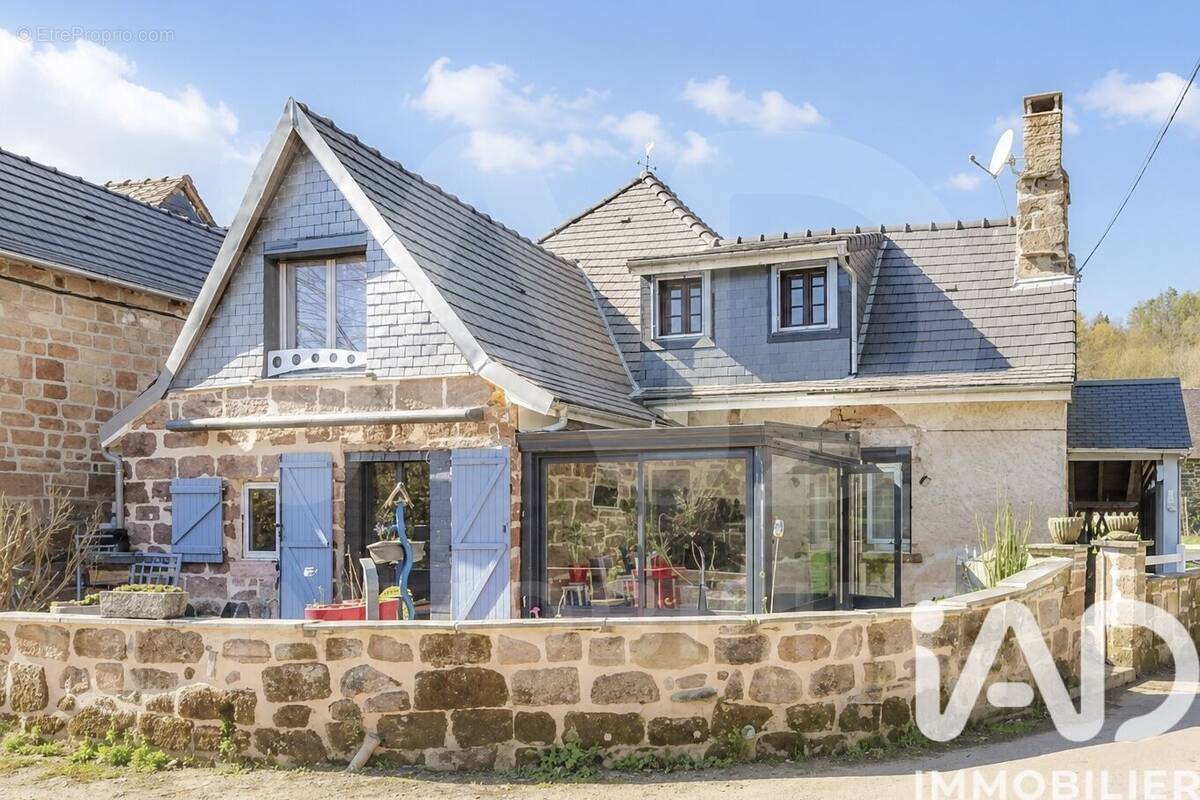 Photo 1 - Maison à SAINT-VIANCE