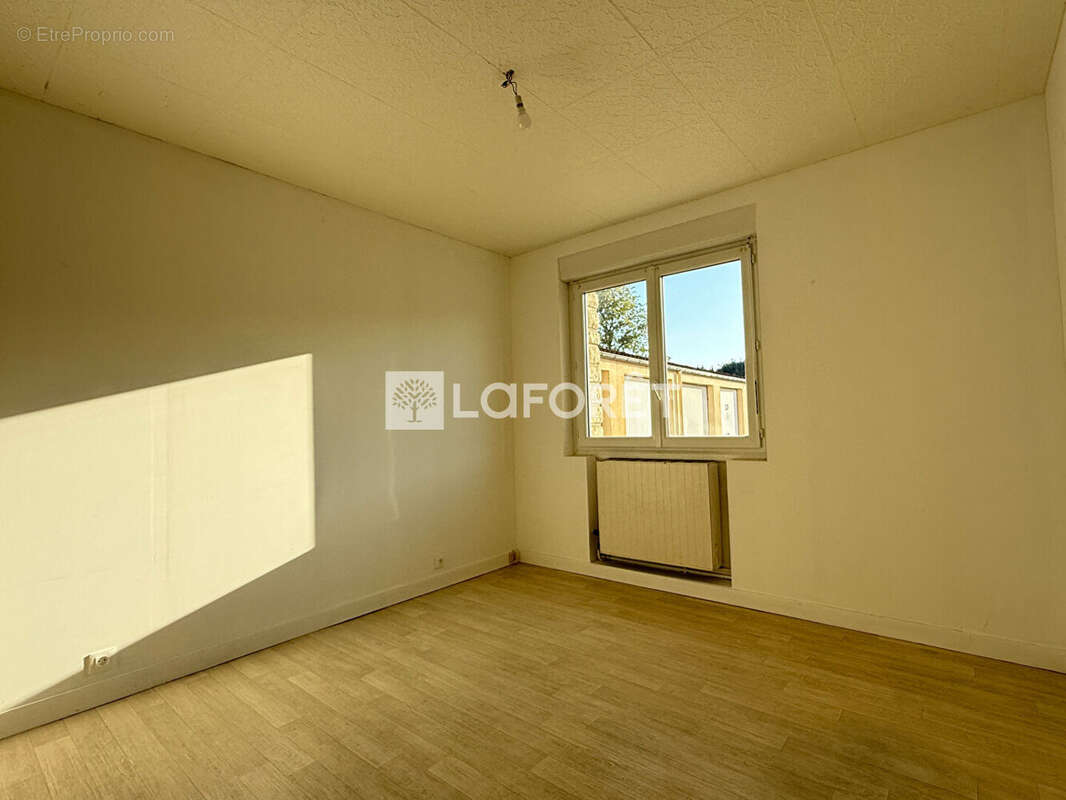 Appartement à SAINTES