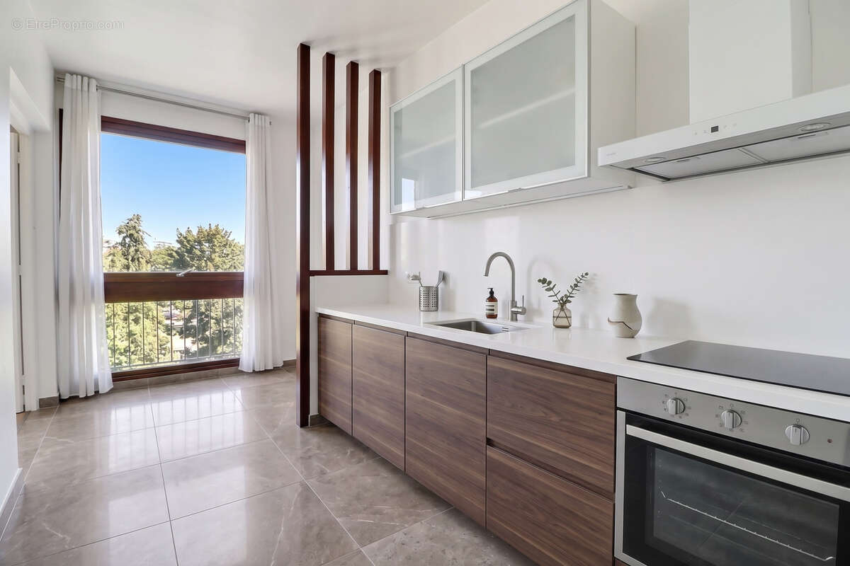 Appartement à FONTENAY-LE-FLEURY