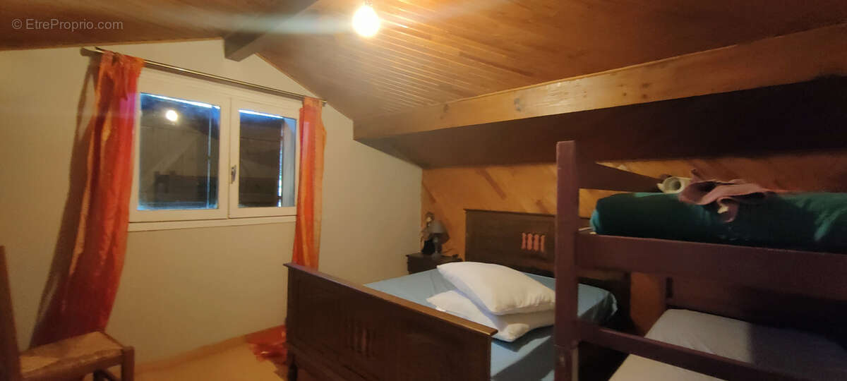 Autre à PARENTIS-EN-BORN