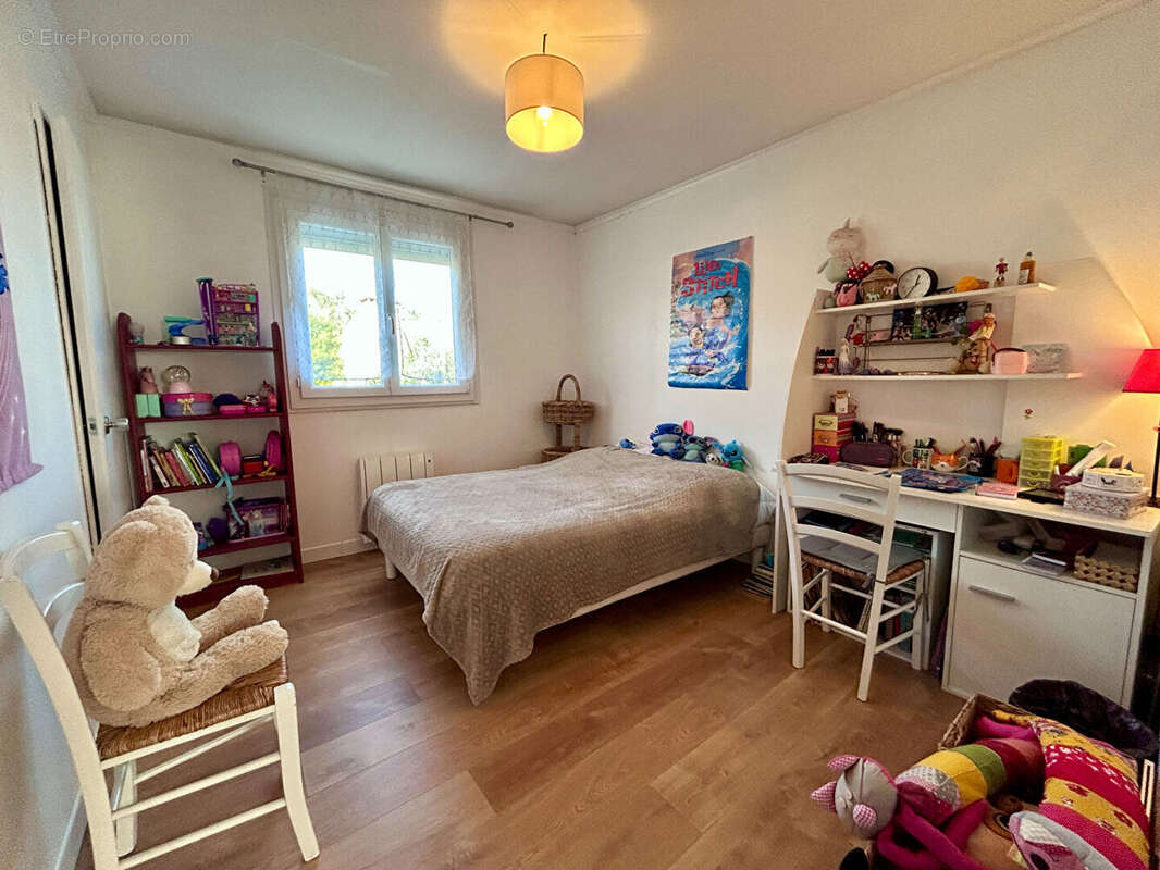 Maison à GUILHERAND-GRANGES