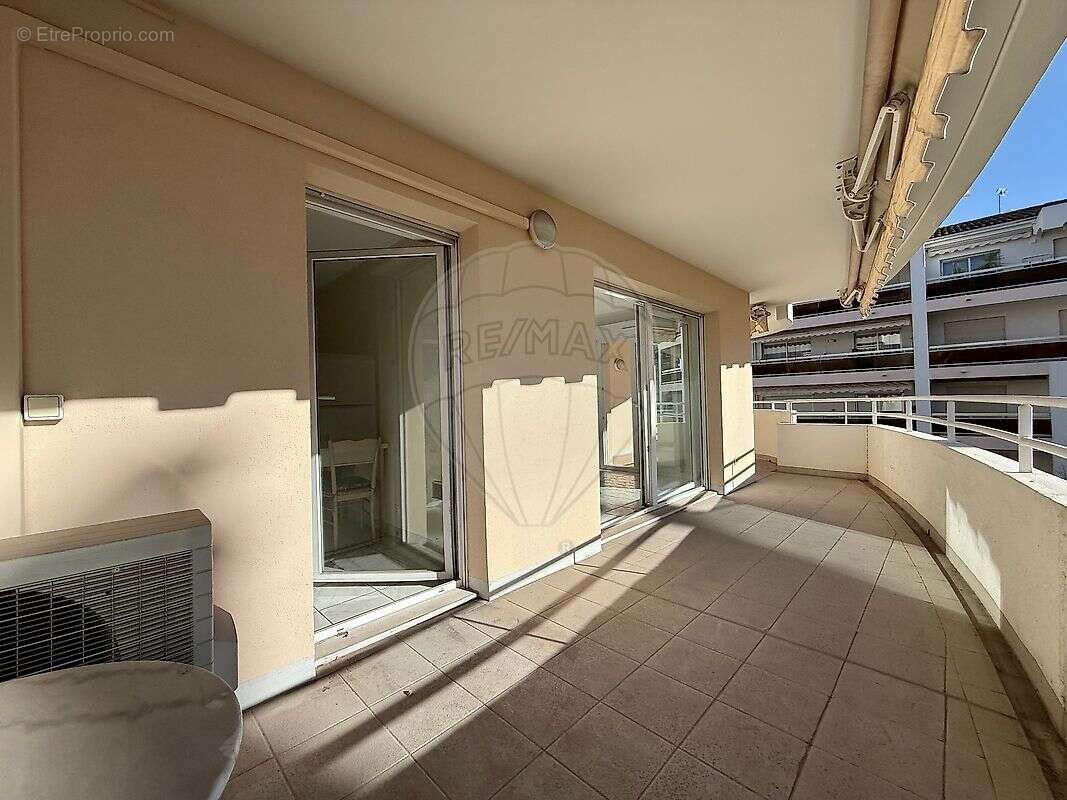 Appartement à CANNES
