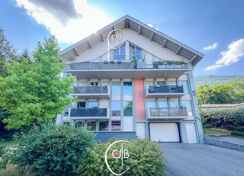 Appartement à LE BOURGET-DU-LAC