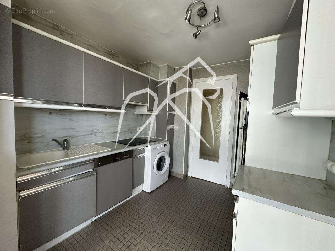 Appartement à SOTTEVILLE-LES-ROUEN