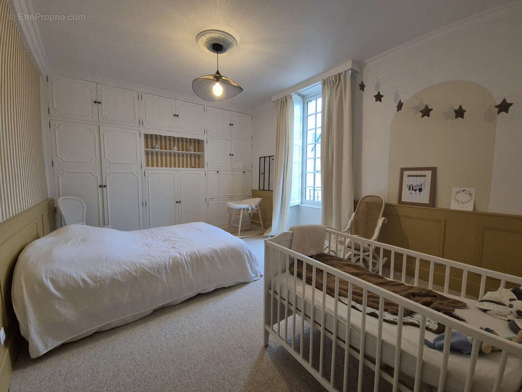 Maison à SABLE-SUR-SARTHE