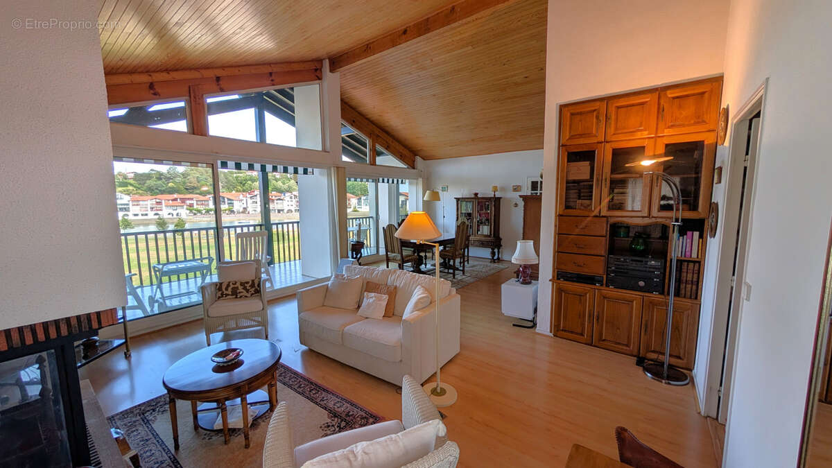 Appartement à URRUGNE