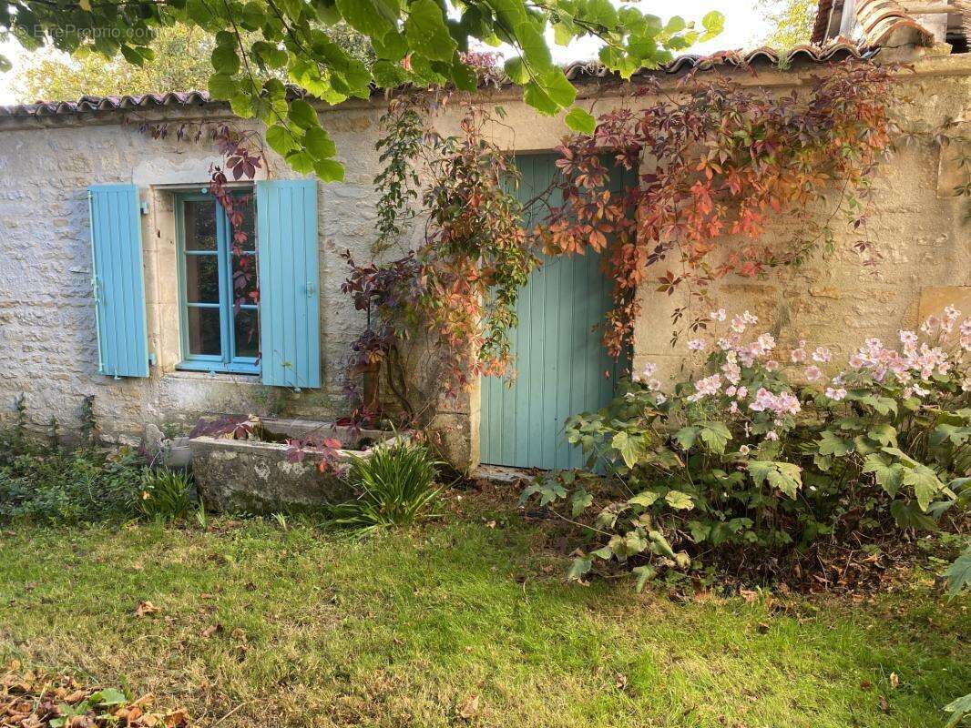 Maison à CHAILLE-LES-MARAIS