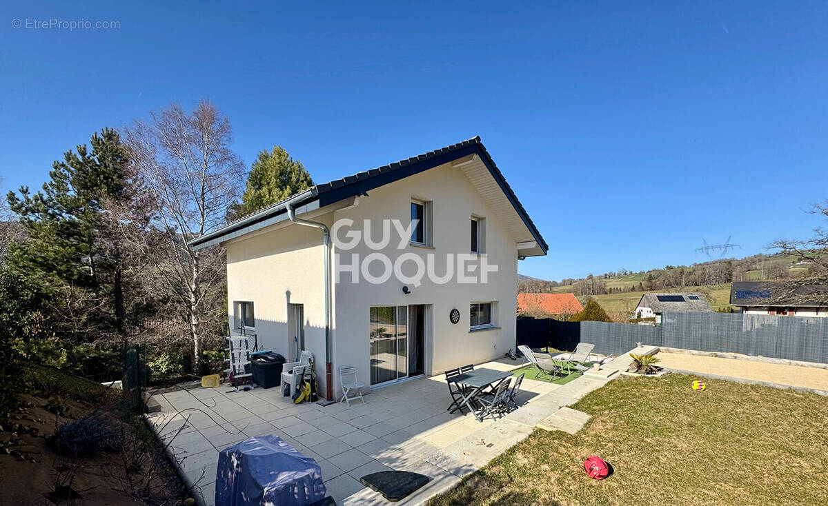 Maison à VILLY-LE-BOUVERET