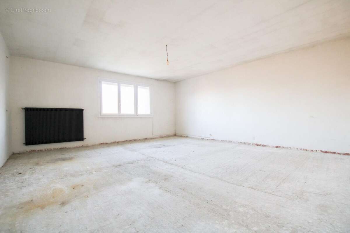 'Avant' Chambre 2 - Maison à SAINT-GERVAIS