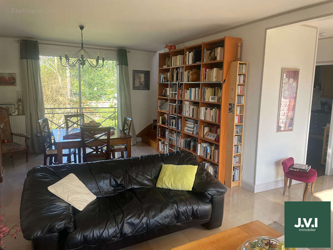 Maison à MONTMORENCY