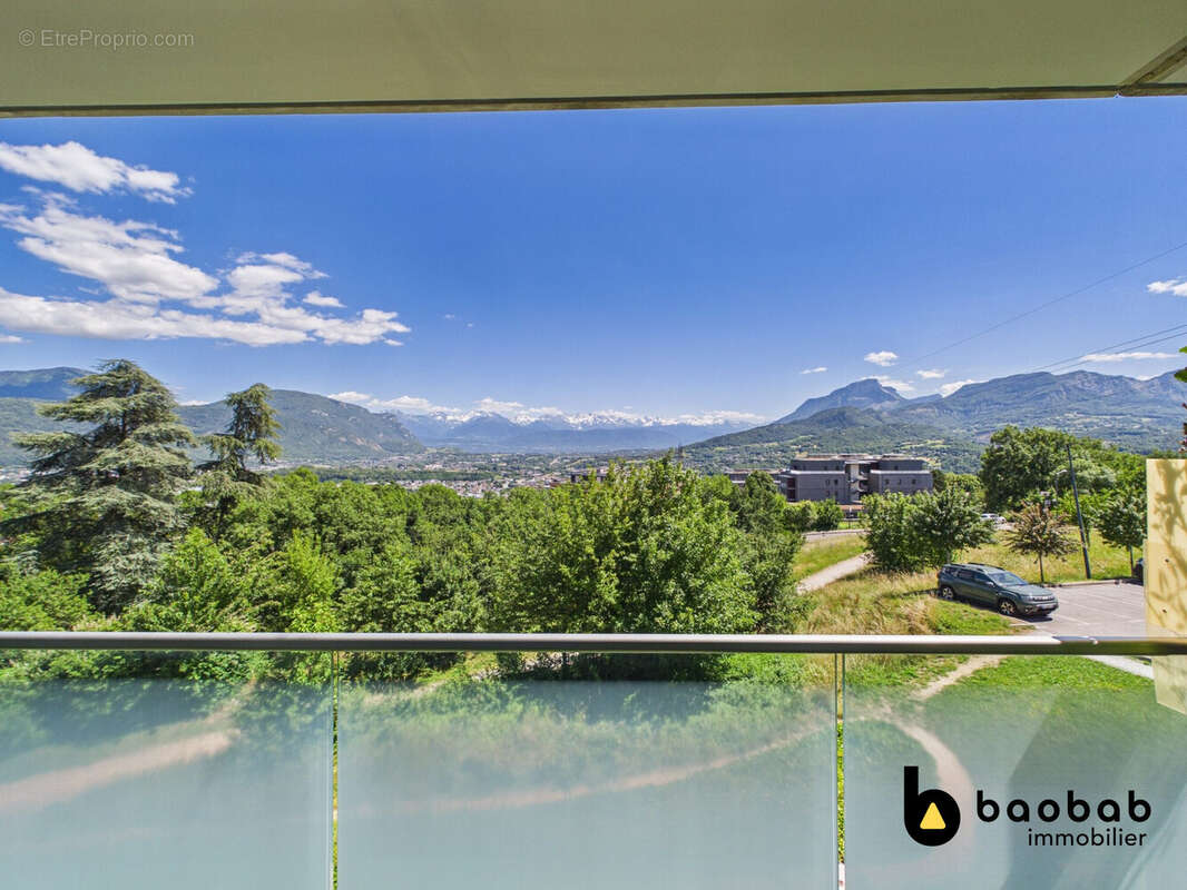 Appartement à BASSENS