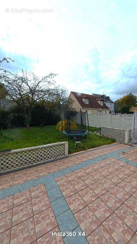 Maison à BONNEUIL-SUR-MARNE