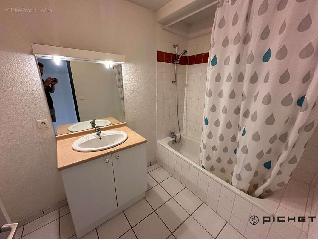 Appartement T2 dans résidence sécurisée - Rez de jardin - photo 8