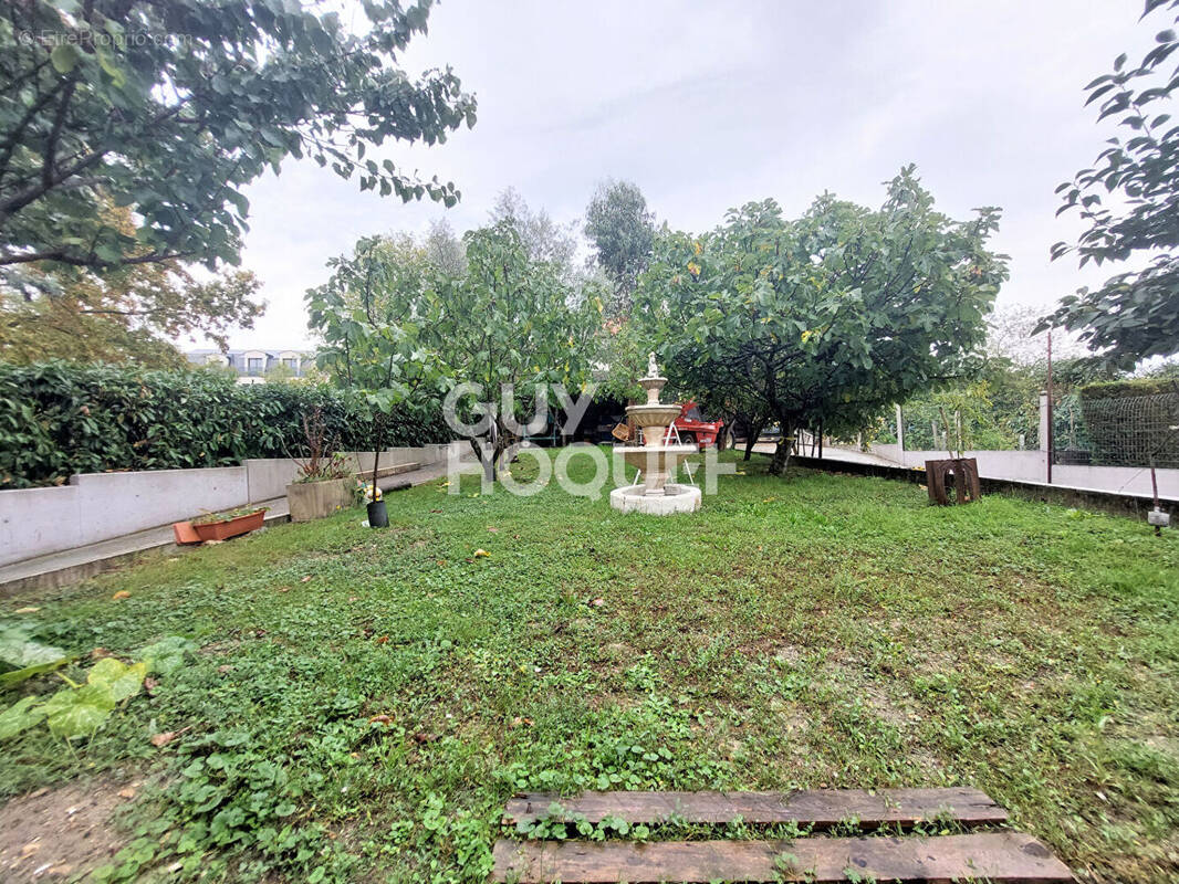 Maison à ROSNY-SOUS-BOIS