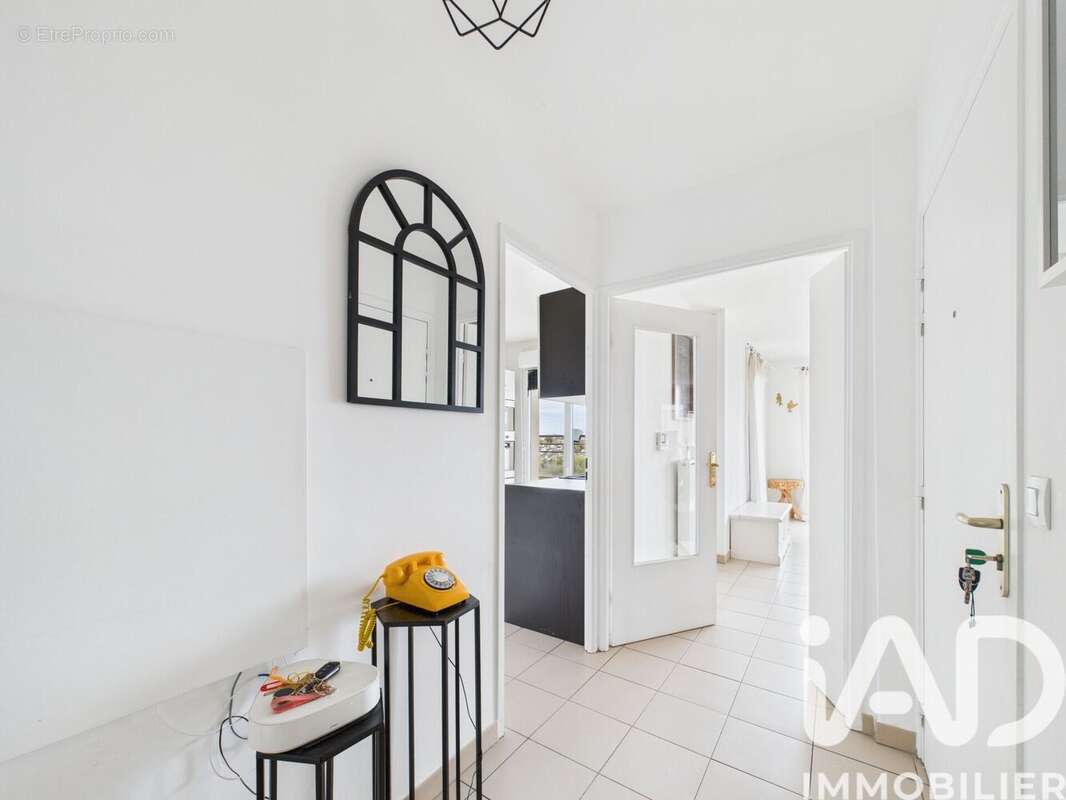 Photo 2 - Appartement à CORBEIL-ESSONNES