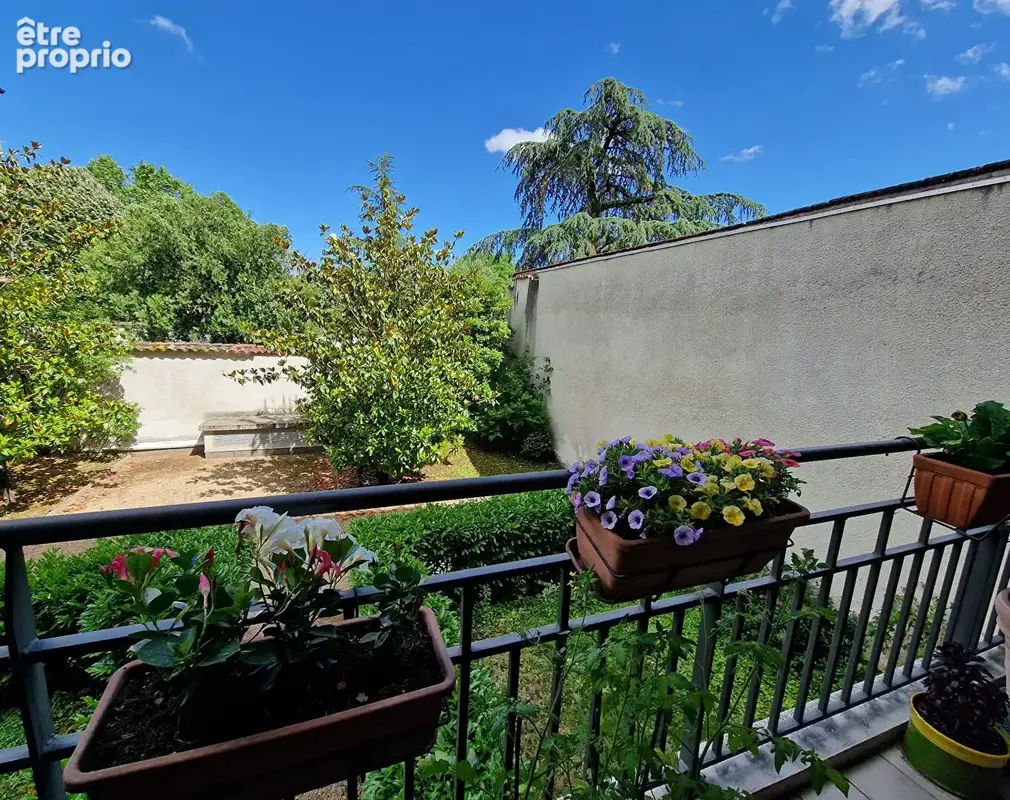 Montchat - superbe t4 de 100 m² avec terrasse sans vis-à-vis - photo 9
