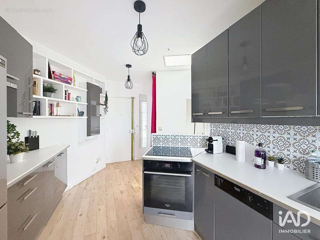 Photo 3 - Appartement à PARIS-20E