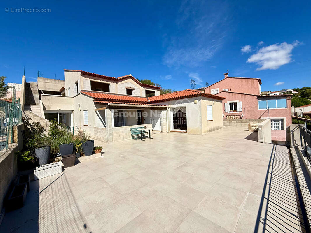 Maison à MARSEILLE-15E