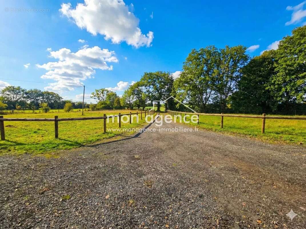 Maison à NEUFCHATEL-EN-BRAY