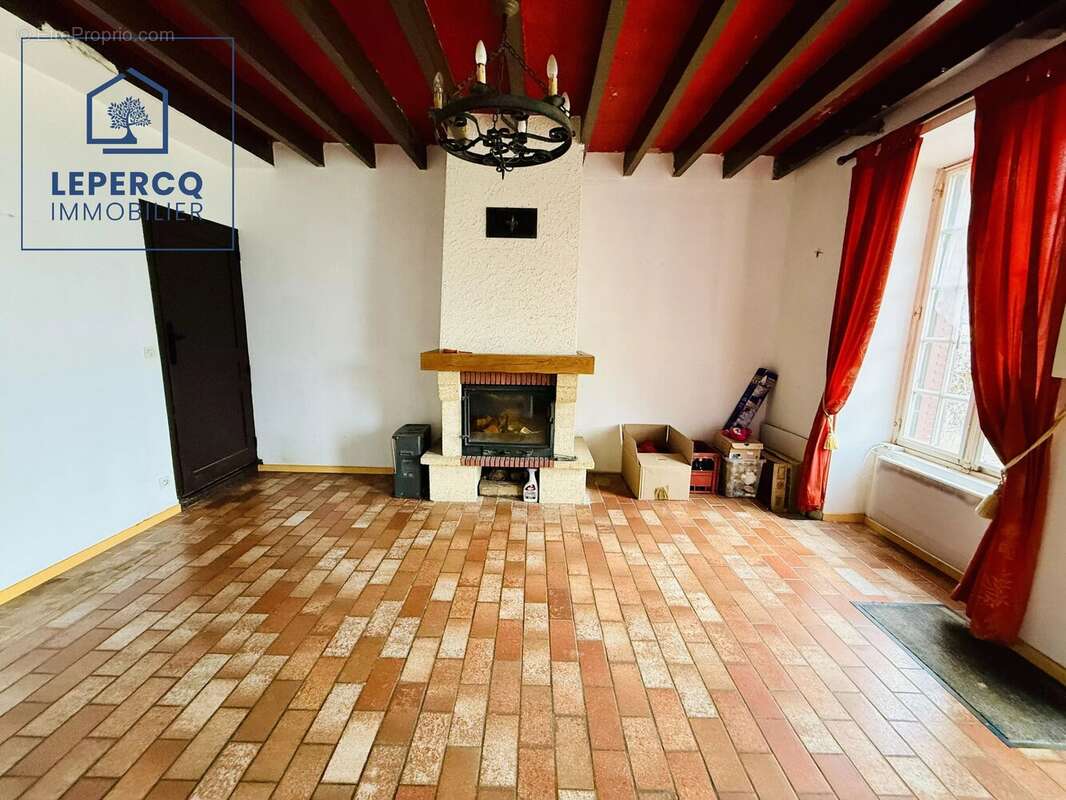 Maison à LA FERTE-MILON