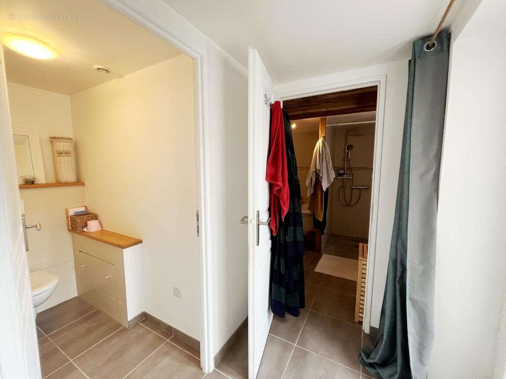 Coup de cœur : Fermette rénovée avec charme et modernité à 10 min de Sens - photo 9