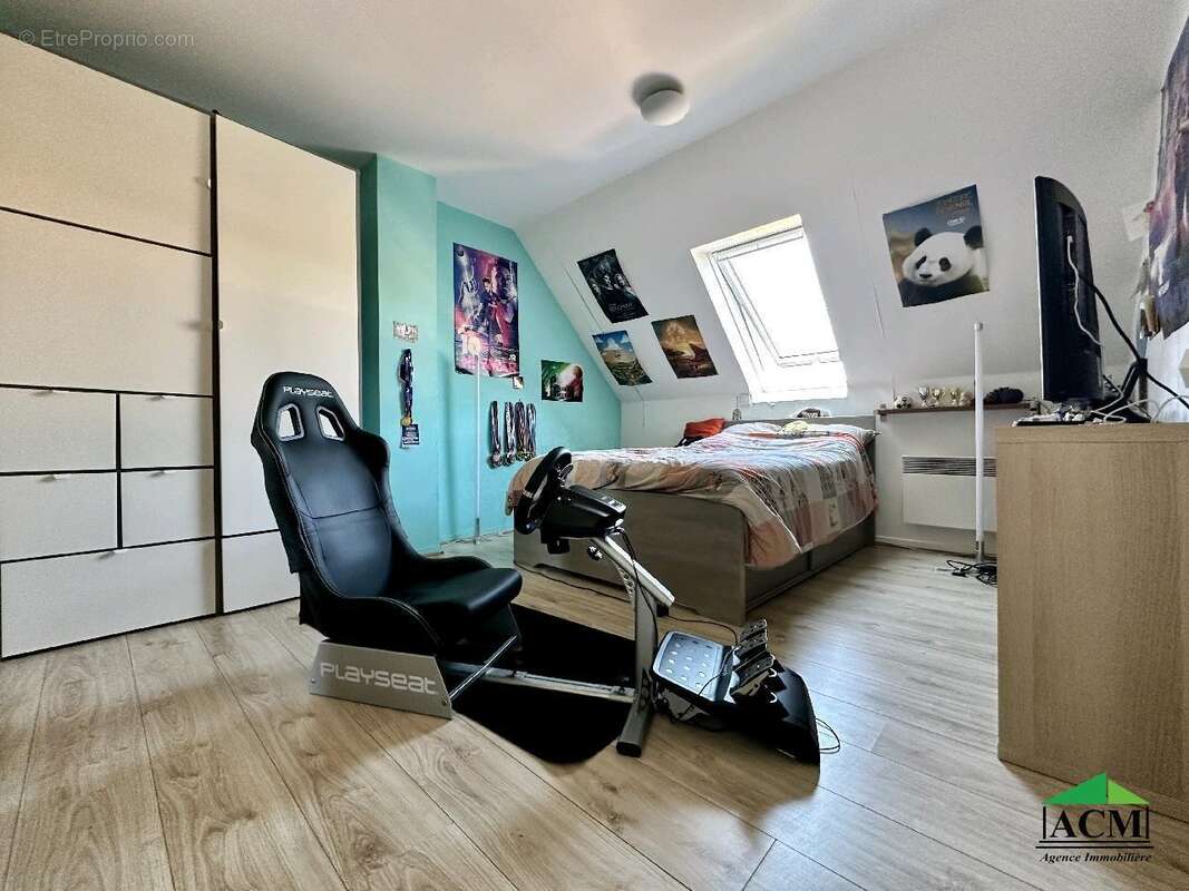 Maison à MERY-SUR-OISE