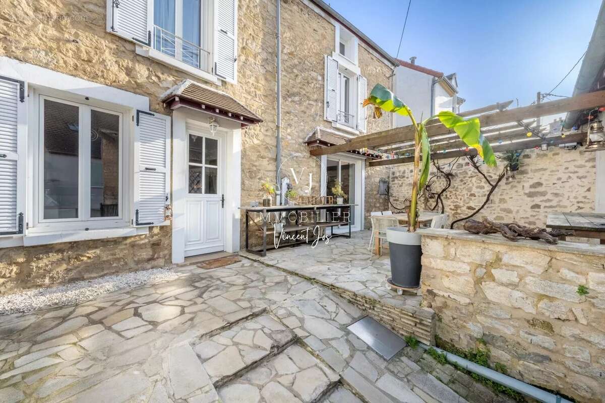 Maison à BRUEIL-EN-VEXIN