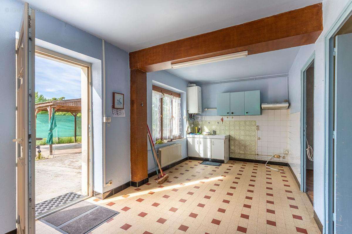 Maison La Chapelle Montmartin 6 pièces 130 m2 - photo 3