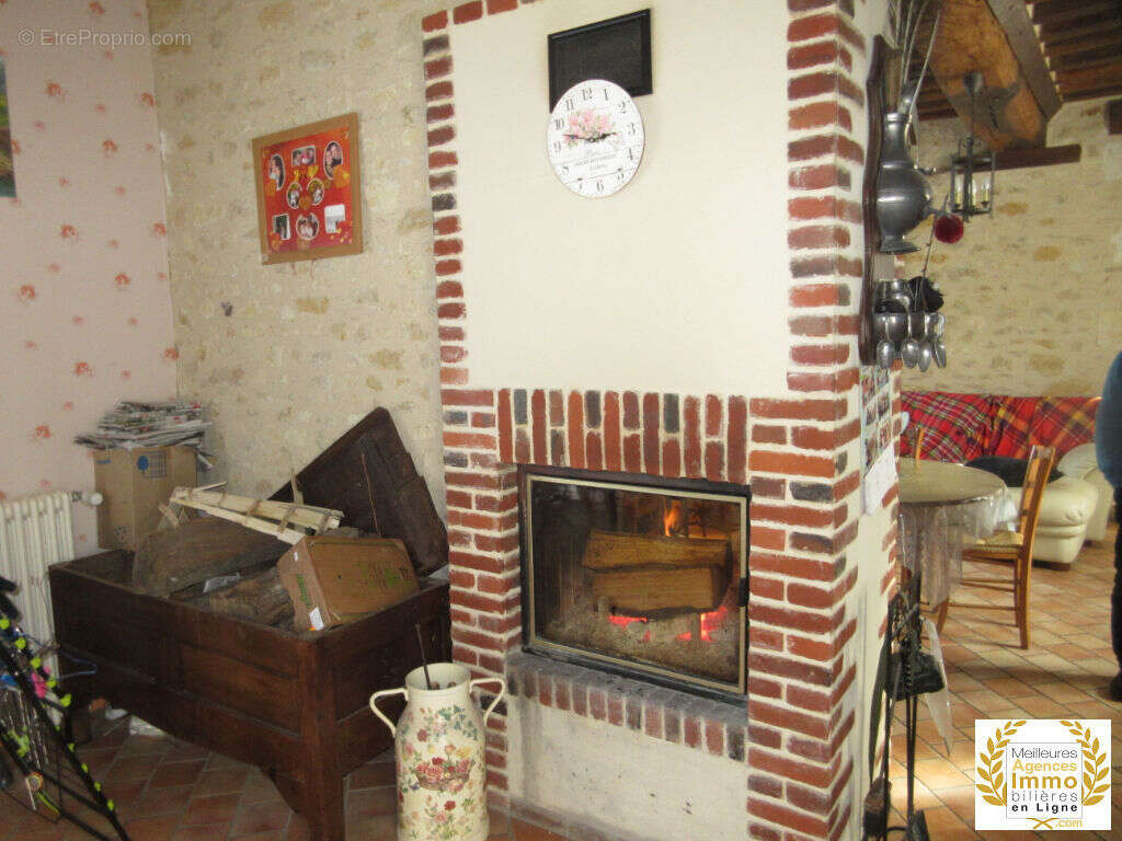 Maison à LE MELE-SUR-SARTHE