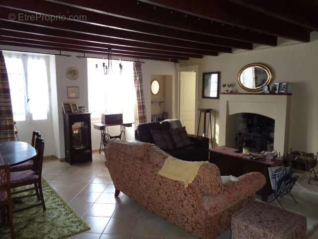 Appartement à PAIZAY-NAUDOUIN-EMBOURIE