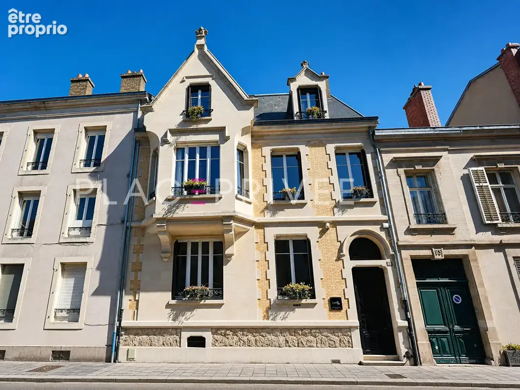 Maison Art Nouveau avec jardin et piscine - photo 4