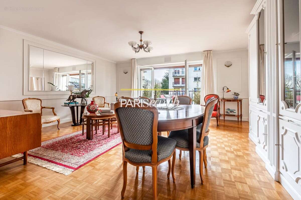 Appartement à SAINT-CLOUD