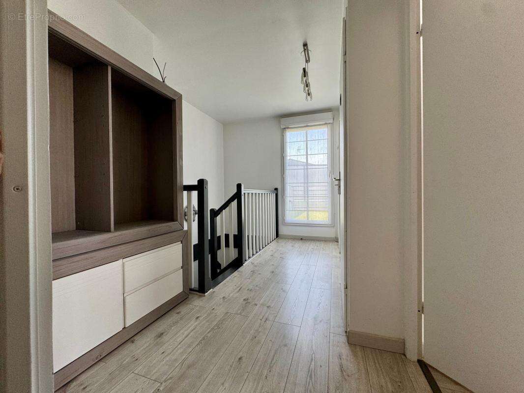 Appartement À Vendre - photo 8